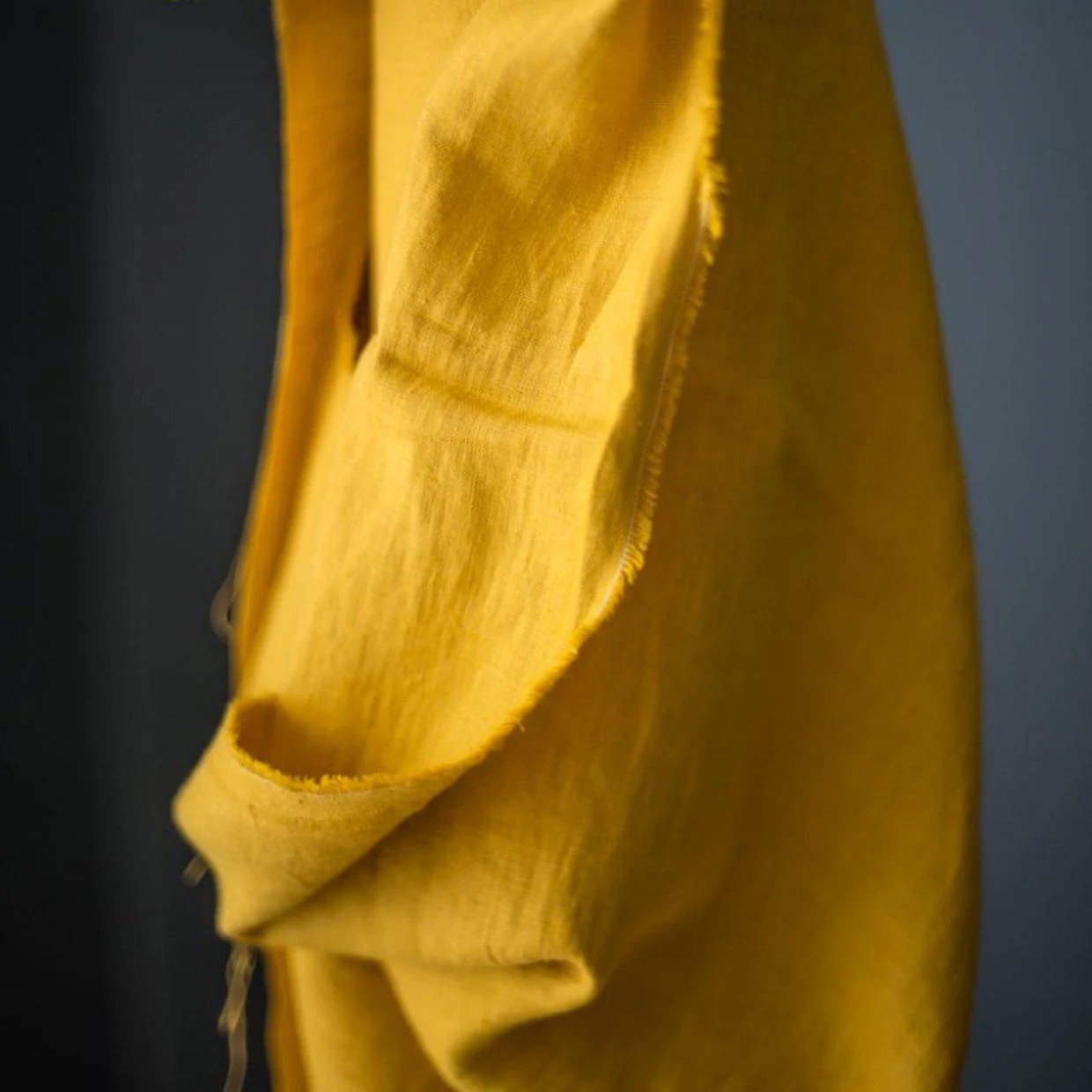 185 Linen Core, Black Eyed Susie