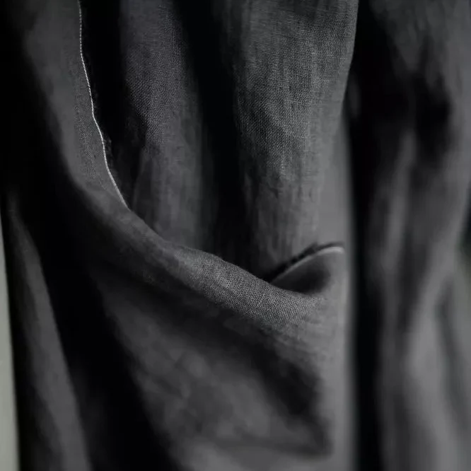 185 Linen Core, Scuttle Black Charcoal - Image 3