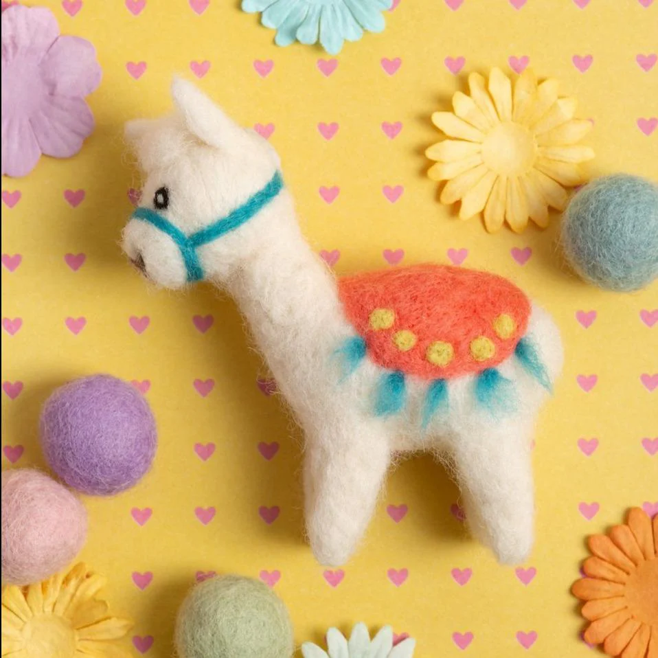 Alpaca Mini Needle Felting Kit - Image 2