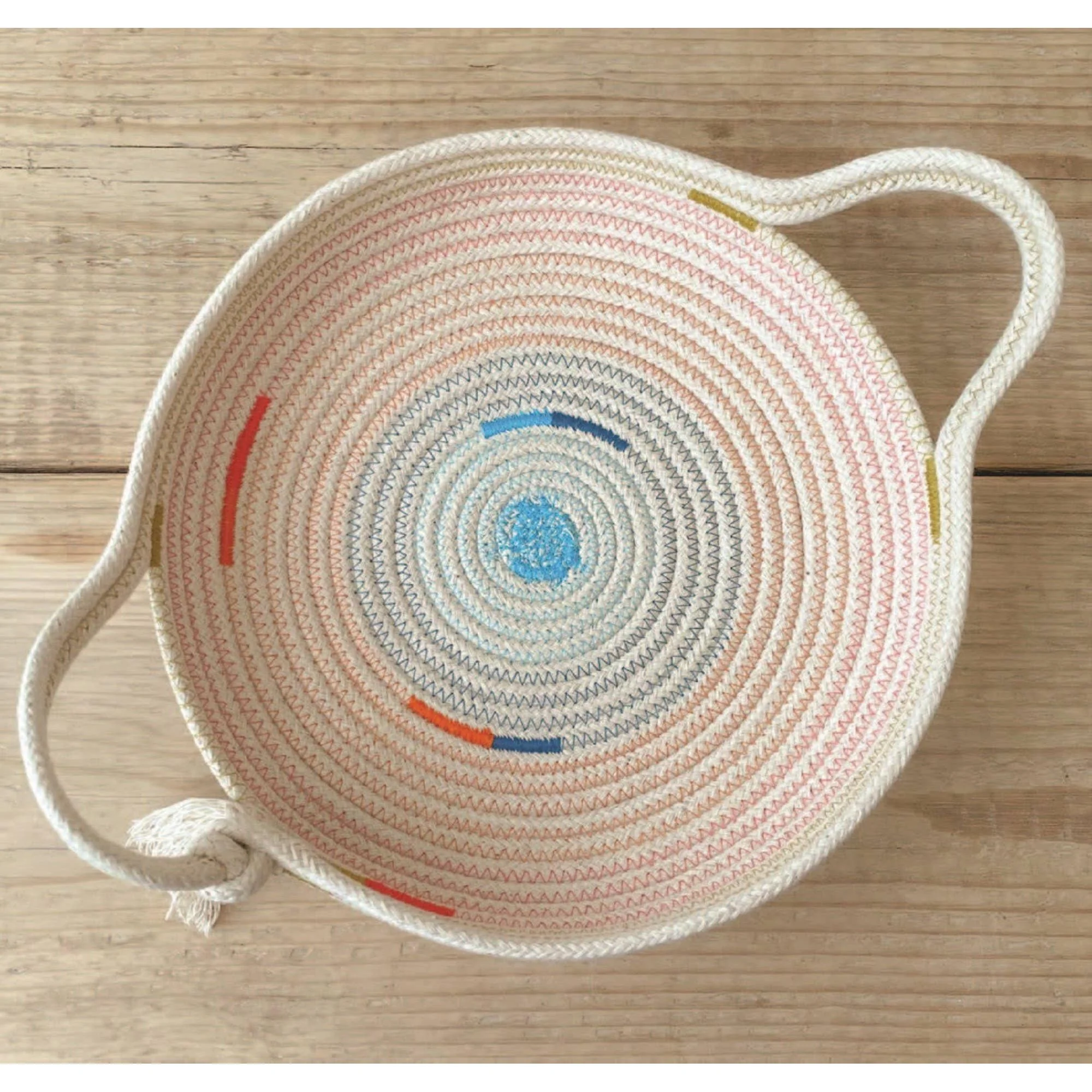 Artisan Ropework: 15 3-D Stitched Rope Craft Projects - Image 4