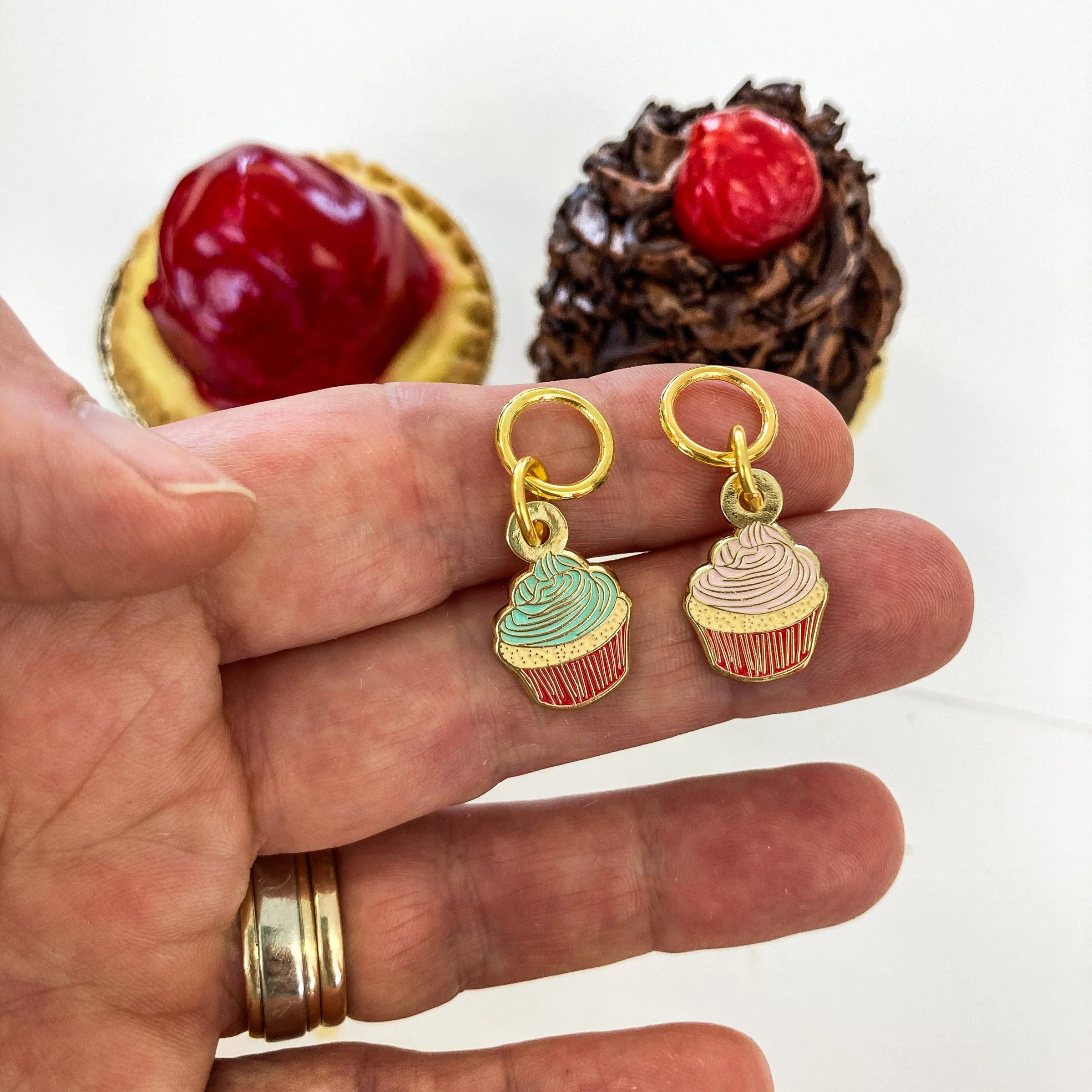 Bakery Delights Enamel Stitch Marker Pack - Image 8
