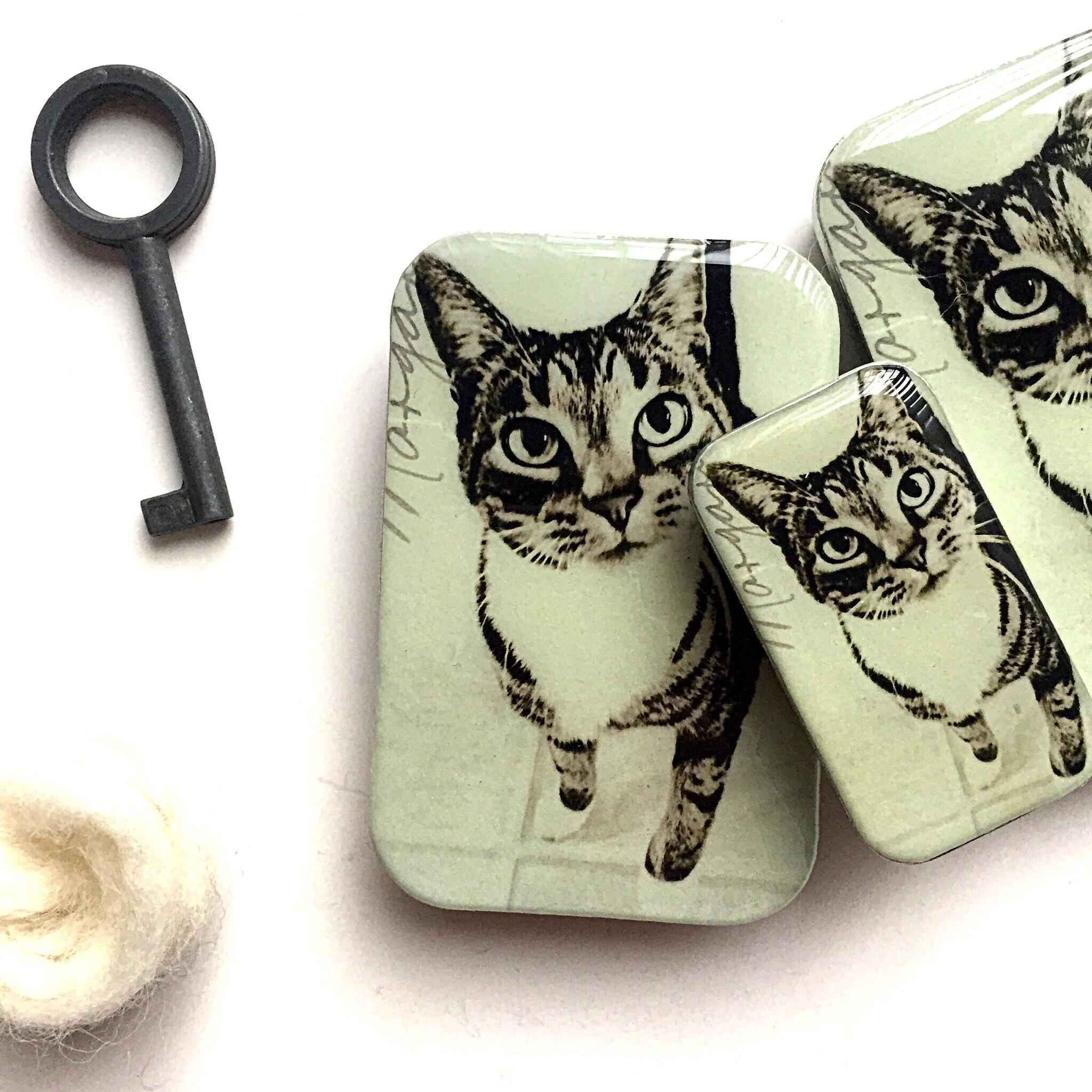 Cat Large Notions Tin - Image 2