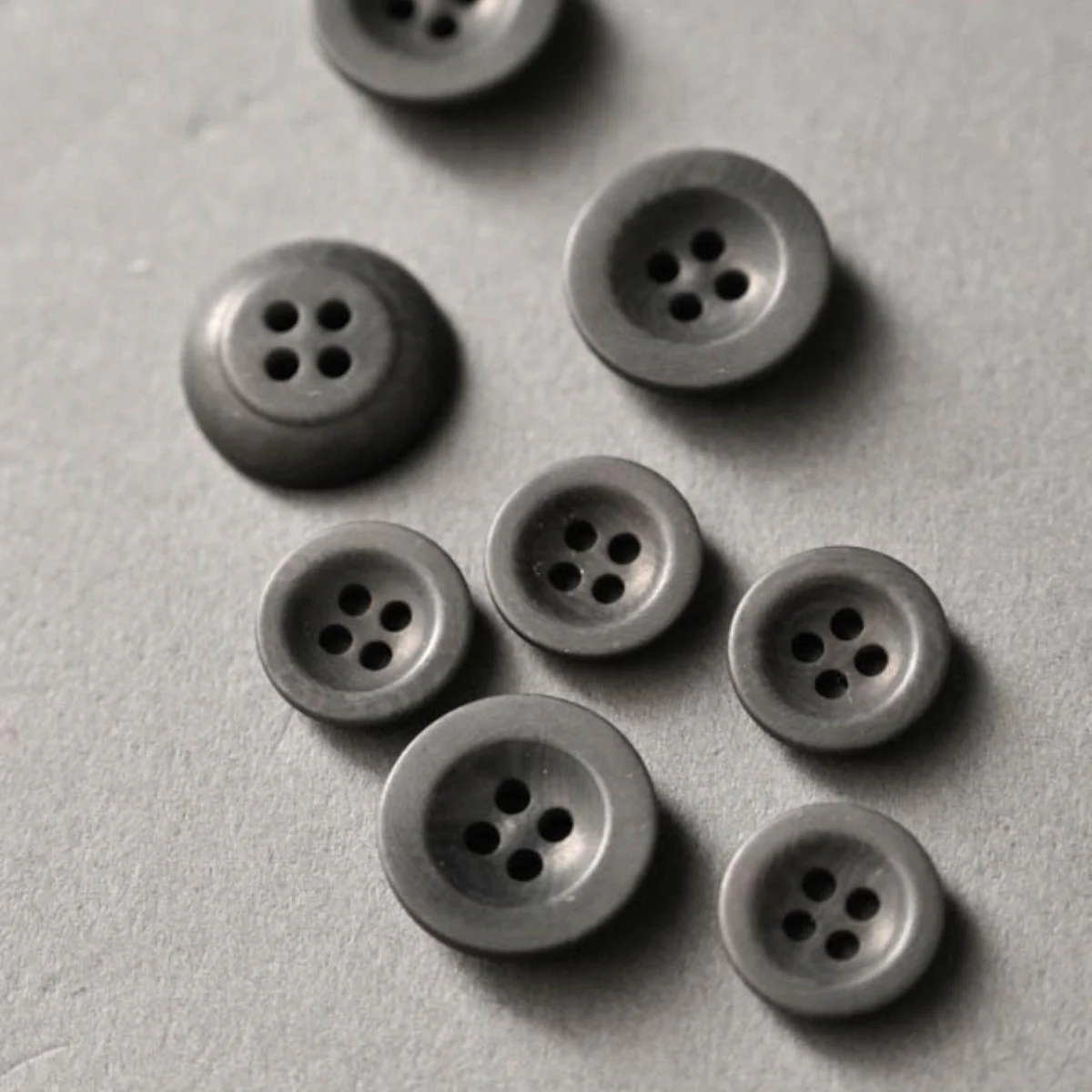 Dyed Corozo Buttons 14mm [5/8"] (each) - Image 5