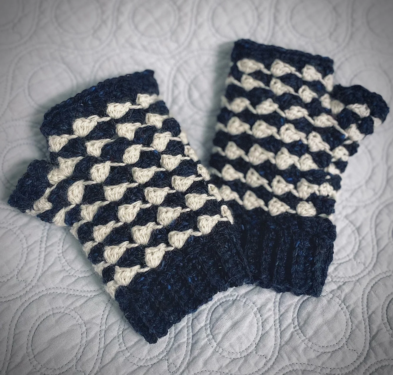 Crochet Snowy Swirl Handwarmers - two sessions - Image 2