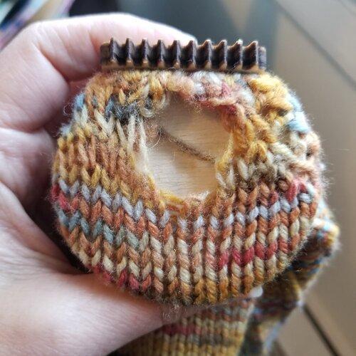 Darning & Mending Loom - Smaller - Image 4