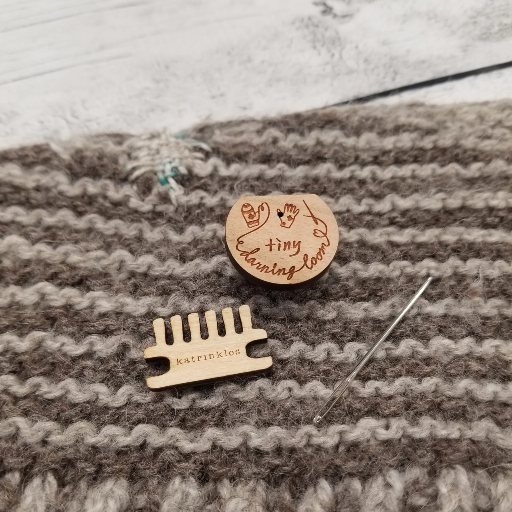 Darning & Mending Loom - Tiny - Image 4