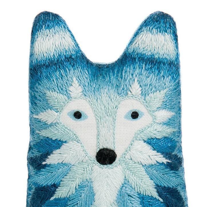Wolf DIY Embroidery Kit