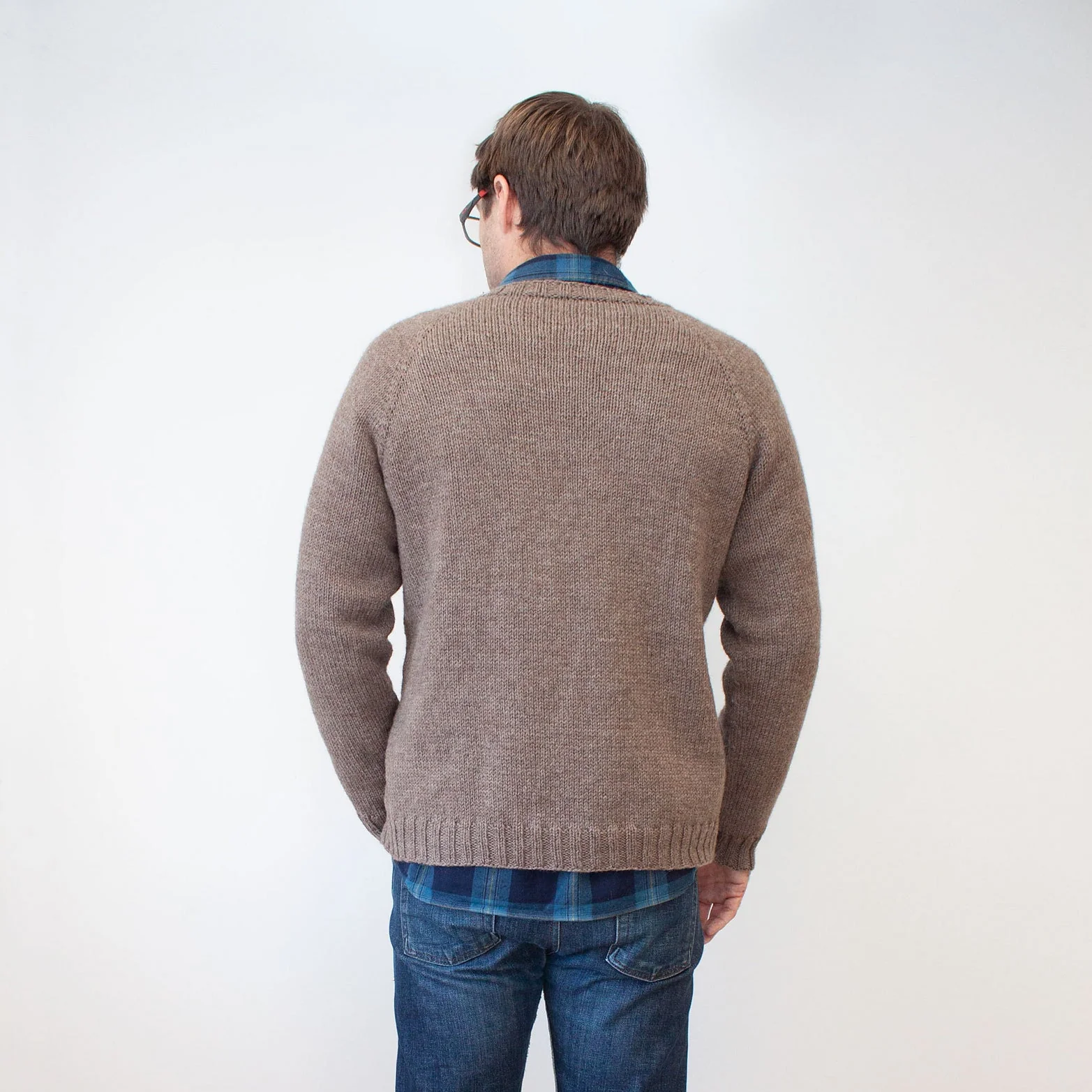 Classic Raglan Sweater - 4 sessions - Image 3