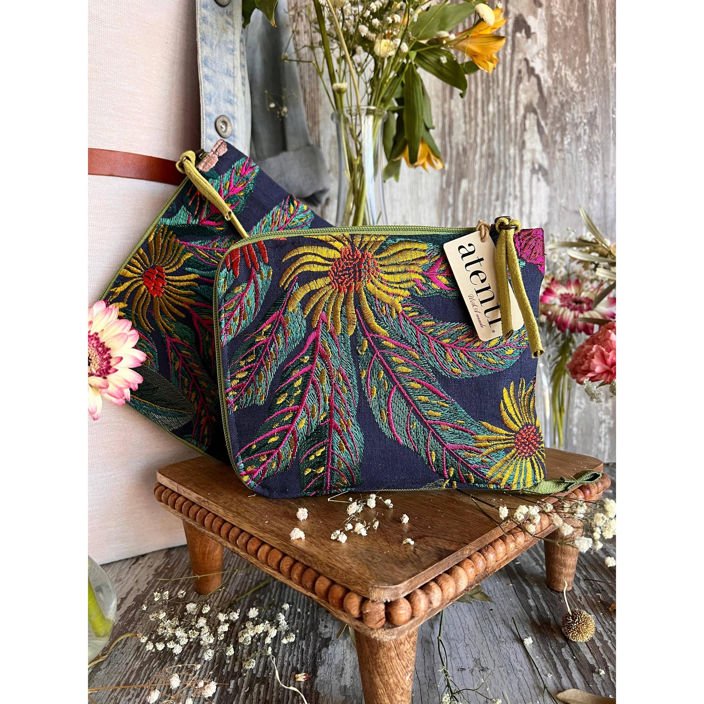 Flora Circular Needle Case - Image 5