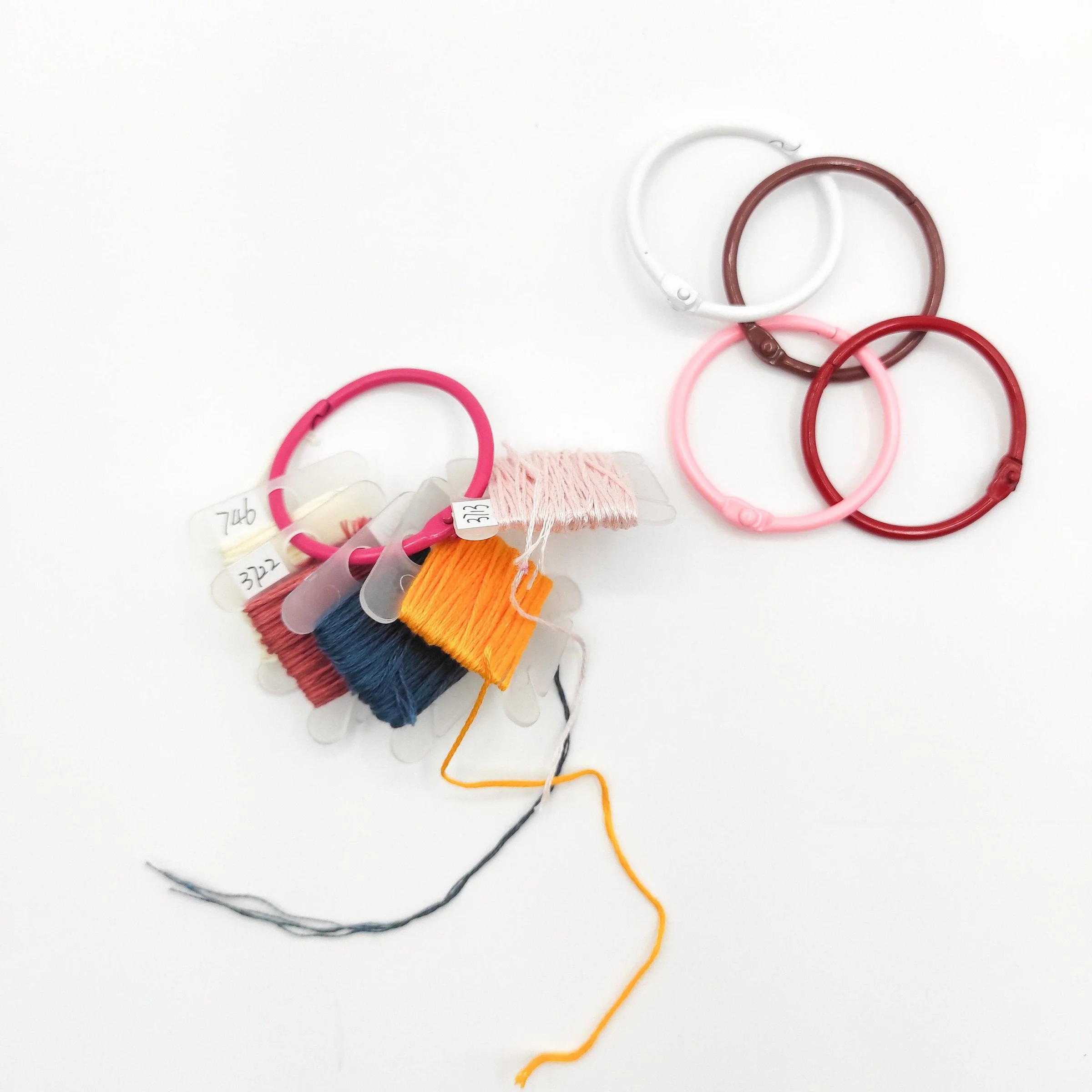 Floss Bobbin Holder Ring - Set of 6 - Image 2