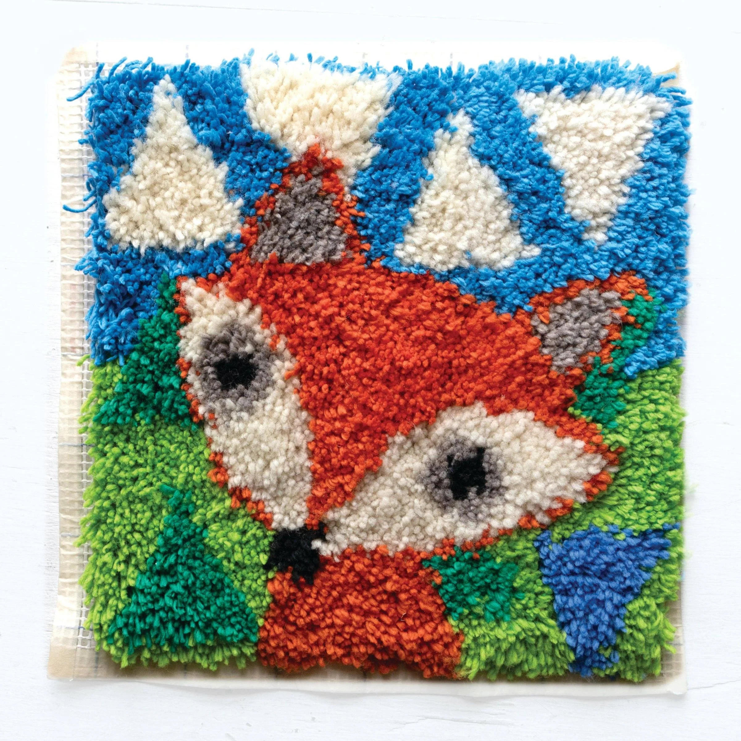 Fox Latch Hooking Kit - Image 2