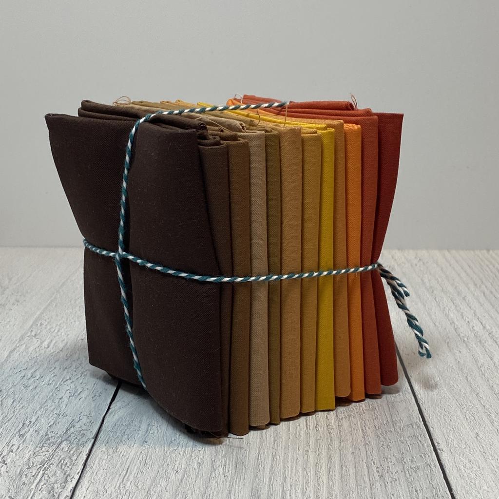 Fat Quarter Bundle of Kona Solids (12 Pieces) - Image 8