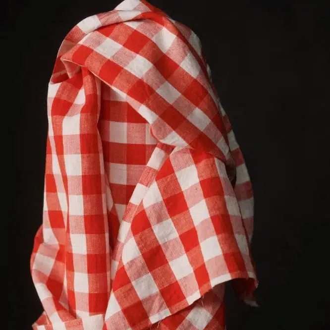 Garden Party Check, Lollipop Linen/Cotton - Image 3