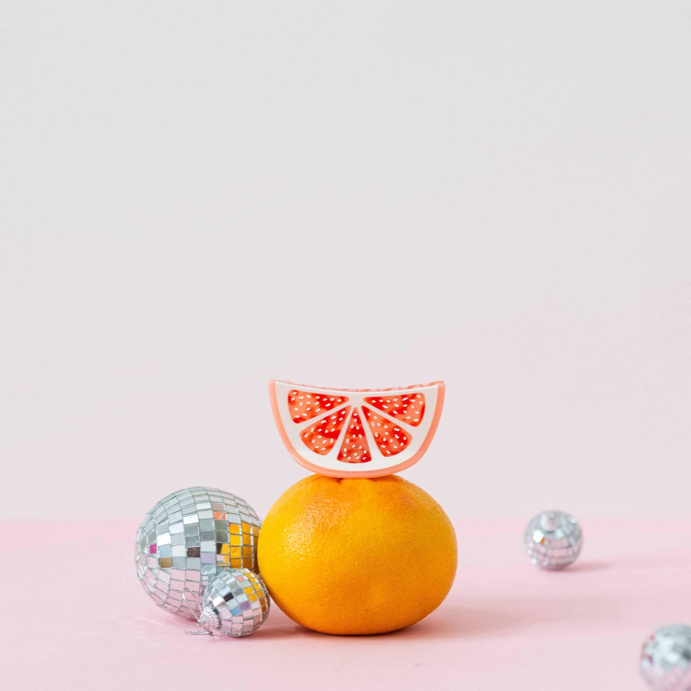 Grapefruit Slice Hair Claw - Image 3