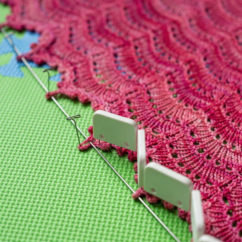 Lace Blocking Wires - Image 3
