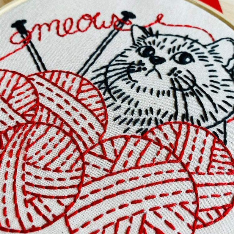 Knittin’ Kitten Embroidery Kit - Image 2