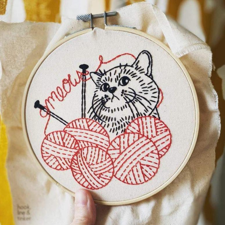 Knittin’ Kitten Embroidery Kit - Image 3