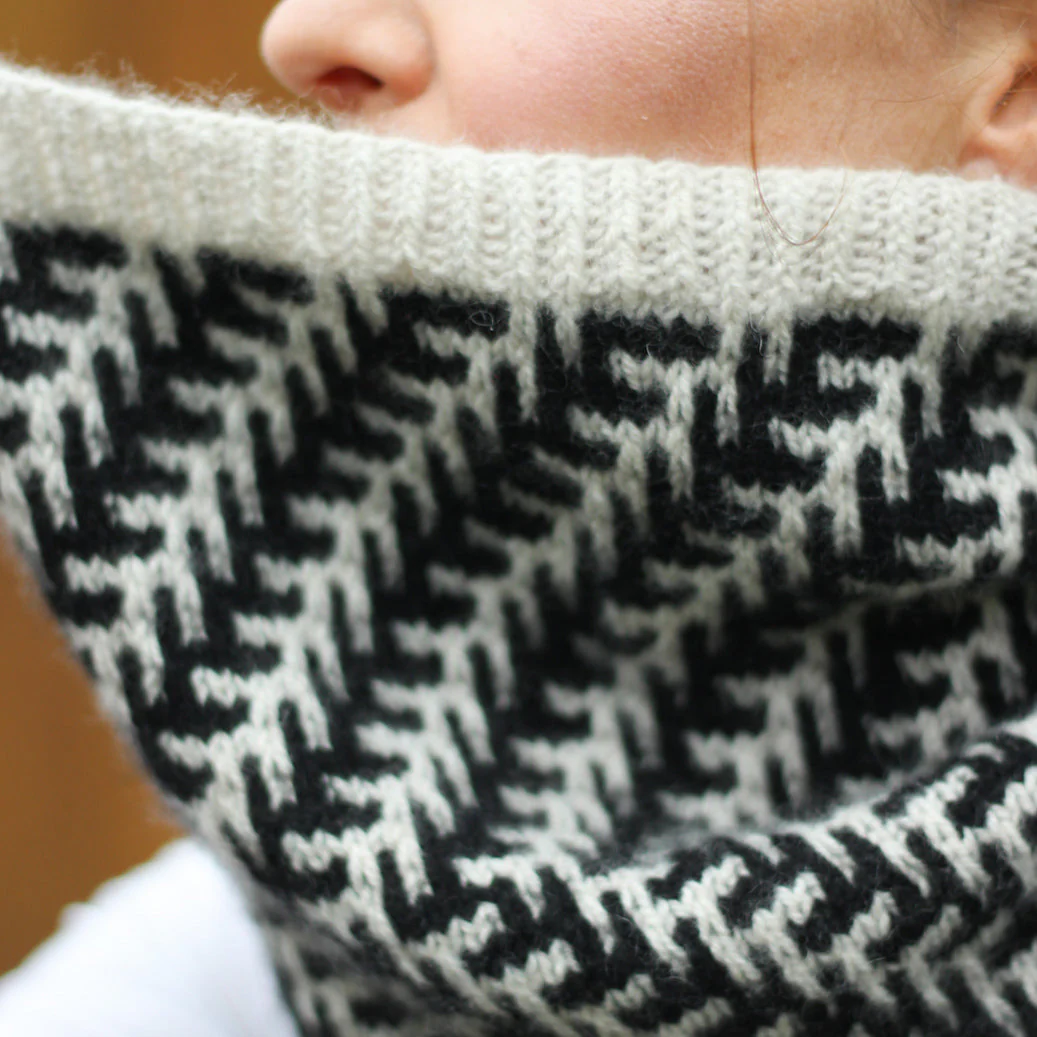 Knitting - Pinus Cowl - Image 2
