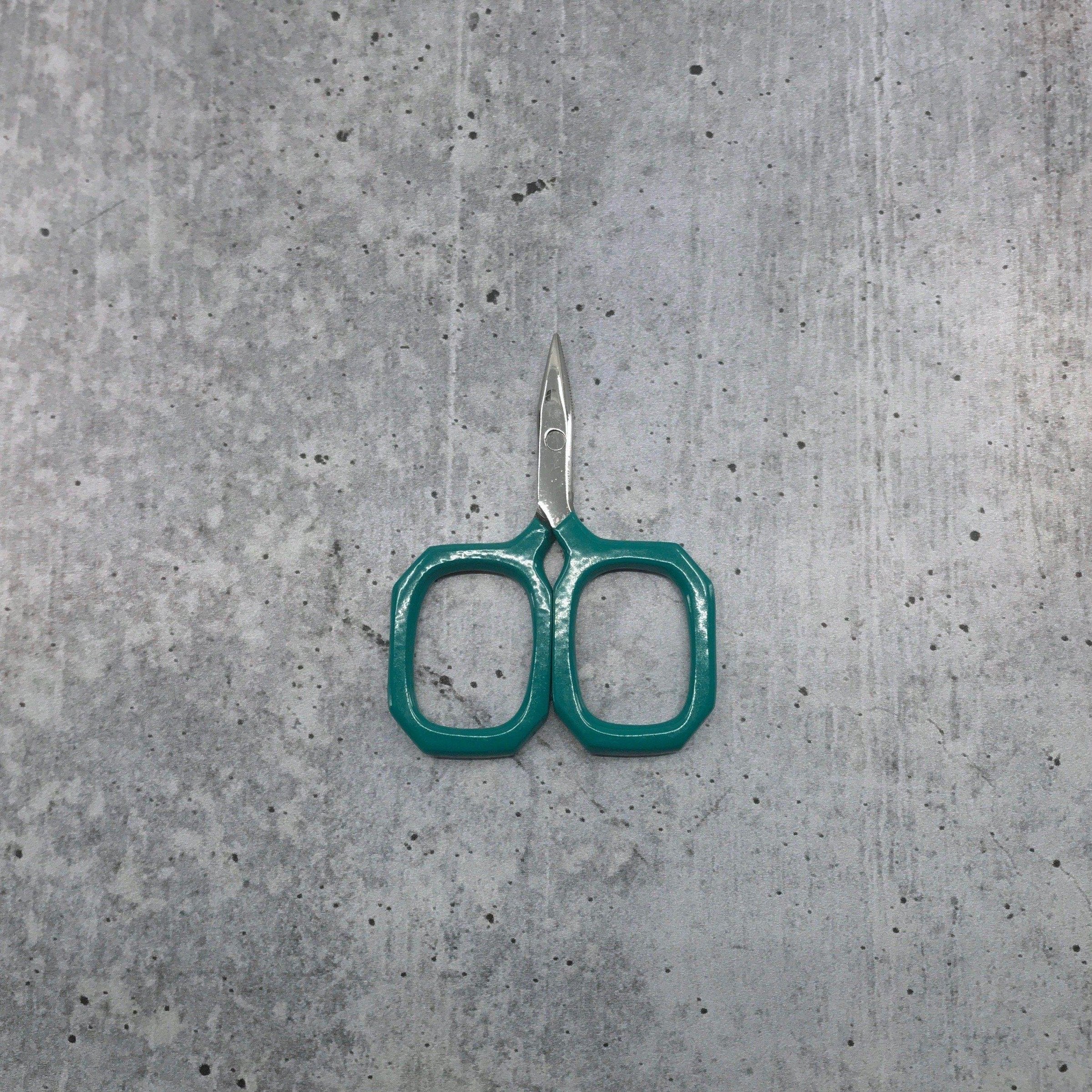 Little Gem Scissors - Image 5