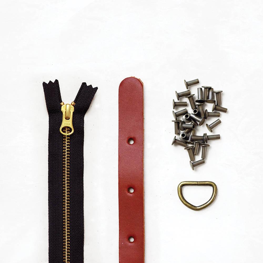 Maywood Finishing Kit - Chestnut Leather & Antique Brass Hardware