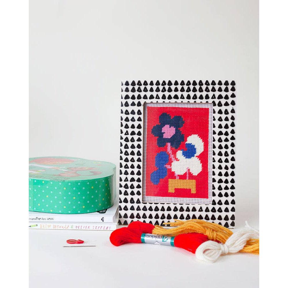 Mickebana Trio Red - Needlepoint Kit for Kids - Image 3