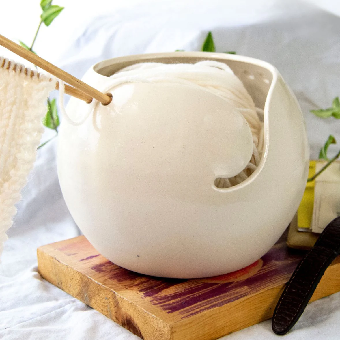 Vanilla Yarn Ball: Ceramic Yarn Bowl - Image 5