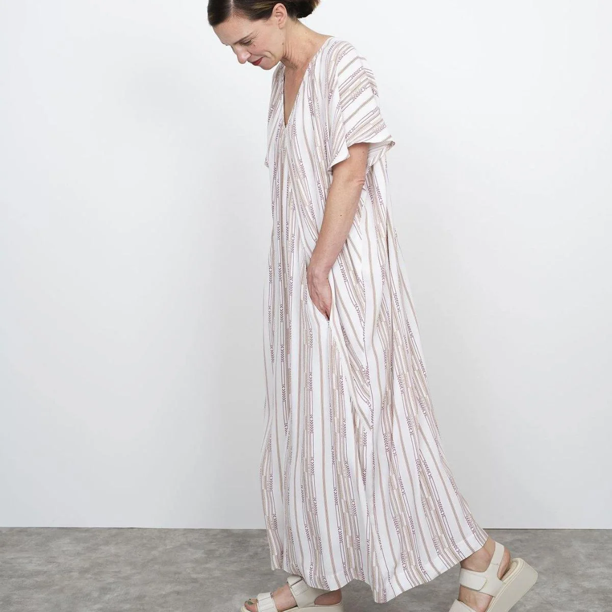 Minimalist Kaftan Dress Pattern
