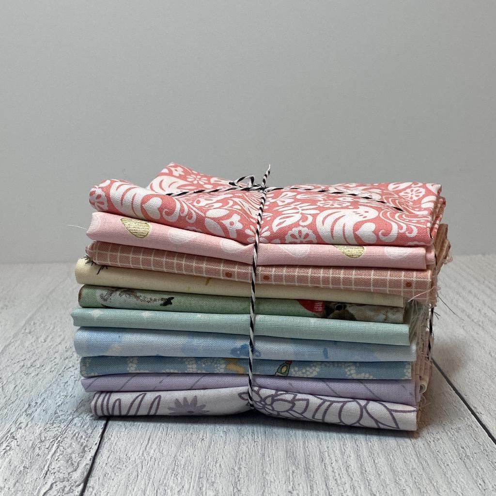 Mystery Fat Quarter Bundle (10 pieces) - Image 11
