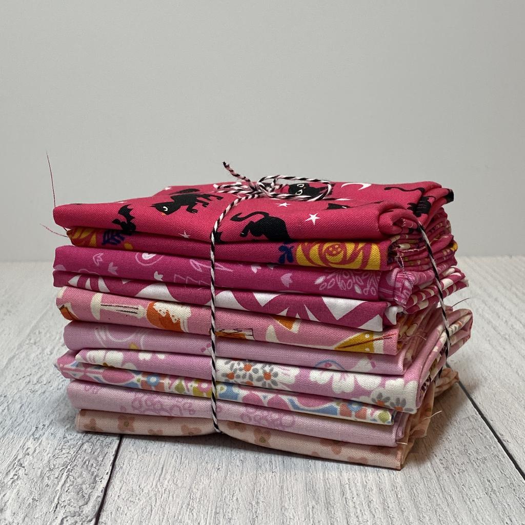 Mystery Fat Quarter Bundle (10 pieces) - Image 3