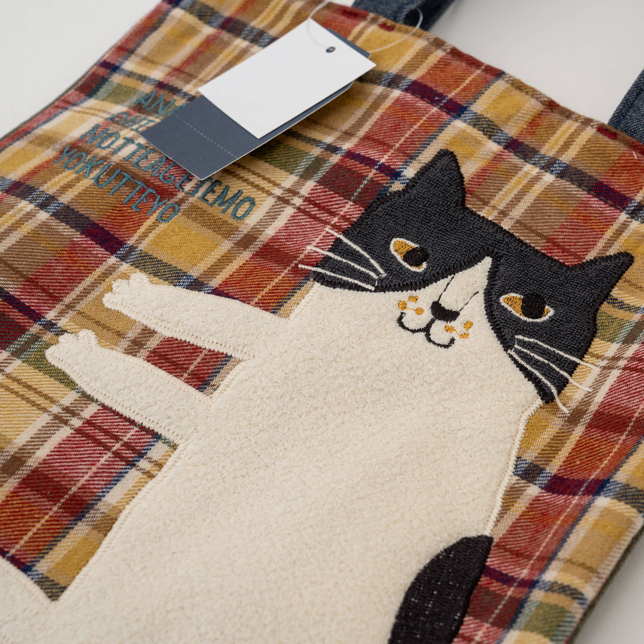 Nago Cat Embroidered Small Tote - Red - Image 3