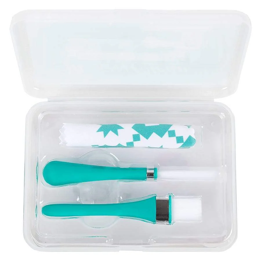 Oh Sew Clean Brush & Cloth Set - Teal - Image 5