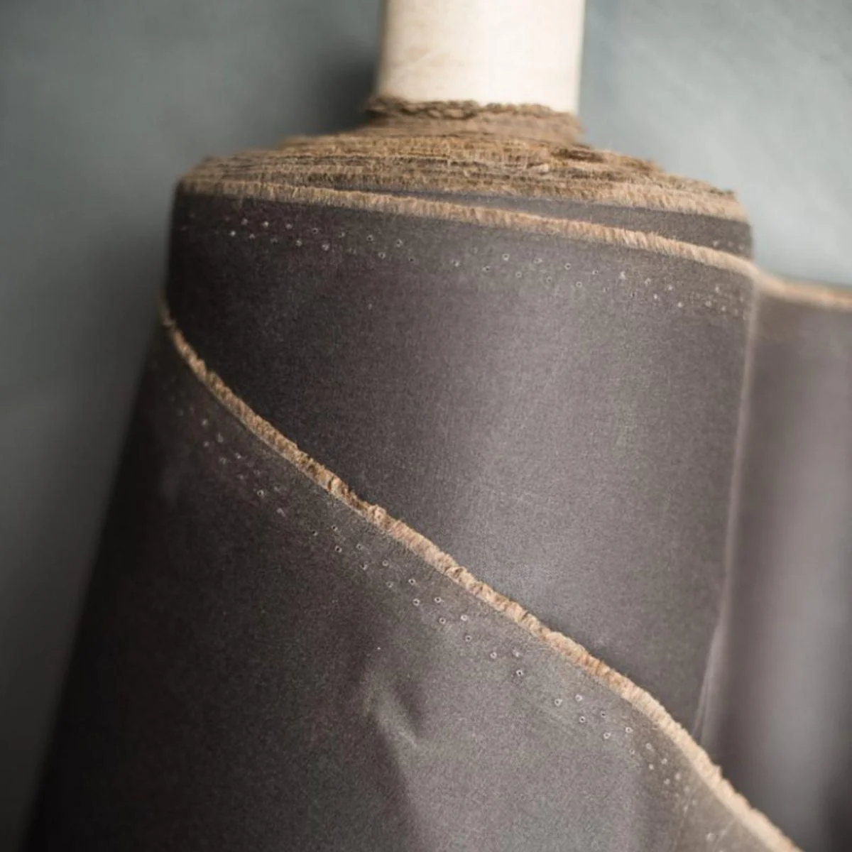Organic Traditional Oilskin Chocolate - Image 2