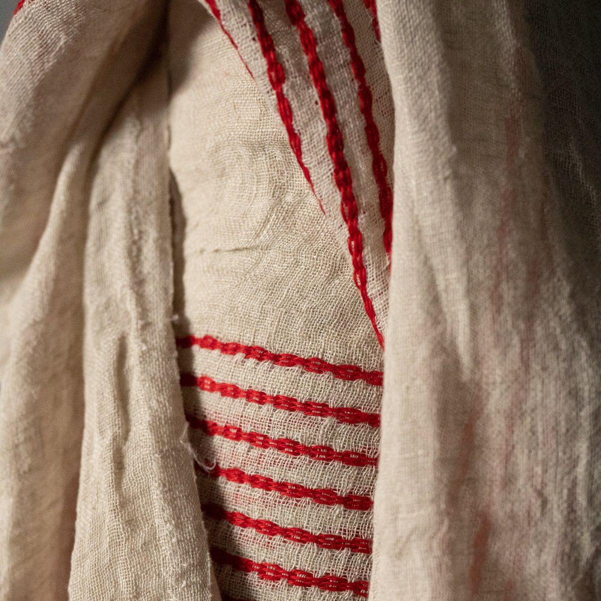 Red Stitch Linen Gauze - Image 3