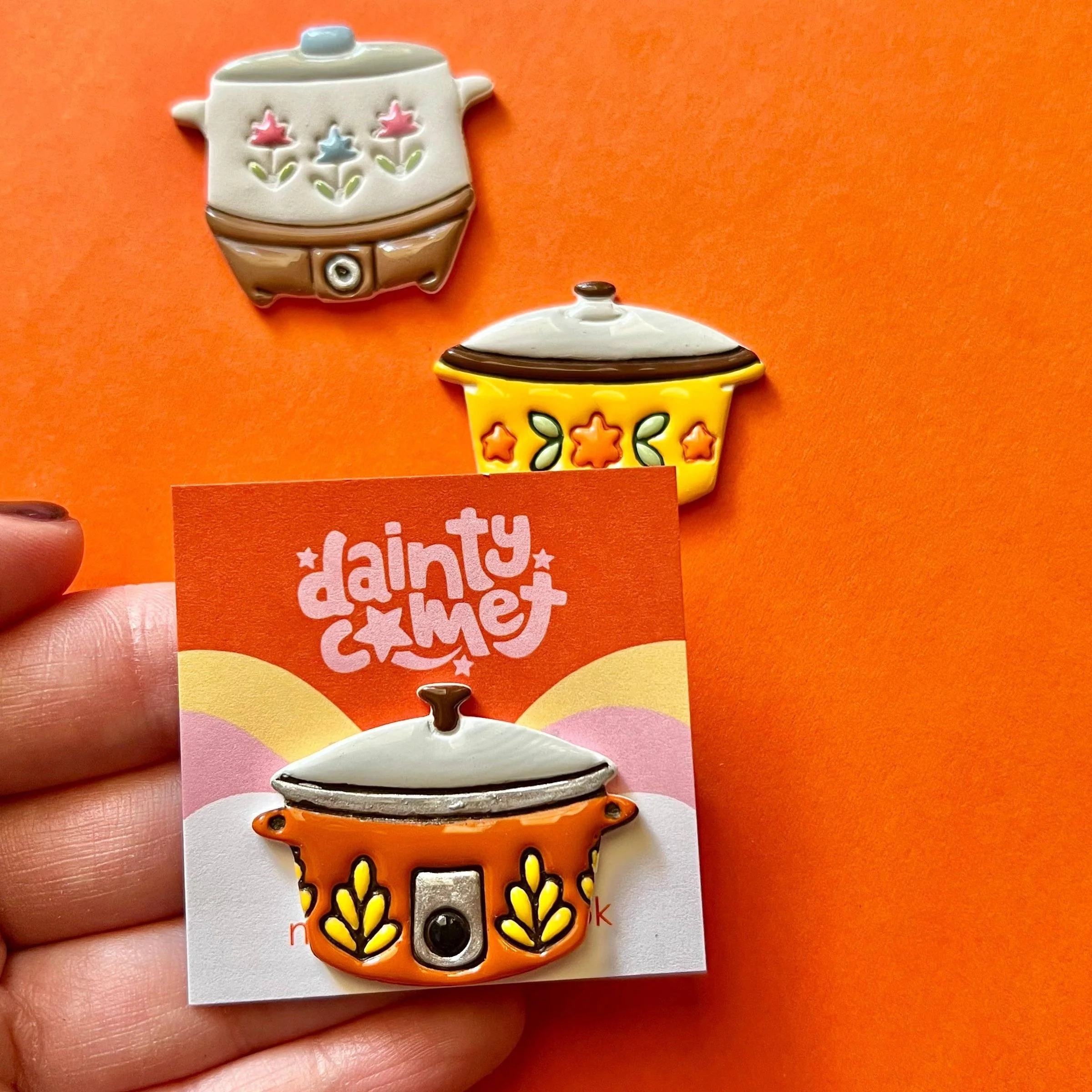 Retro Crock Pot Needle Minder - Image 6