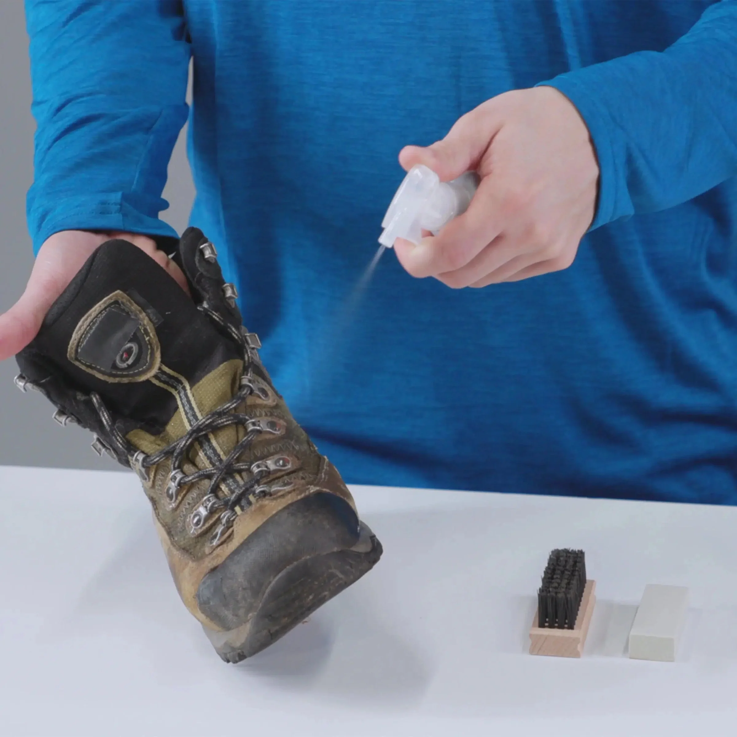 Revivex Suede and Fabric Water Repellent - Image 2