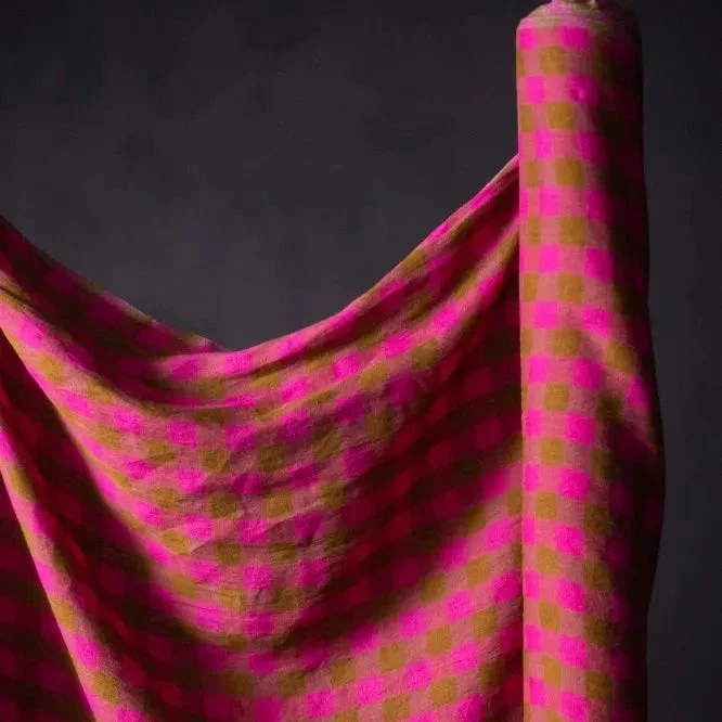 Rhubarb Toffee Laundered Linen - Image 3