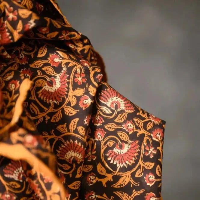 Strawberry Web Block Print Indian Cotton - Image 2