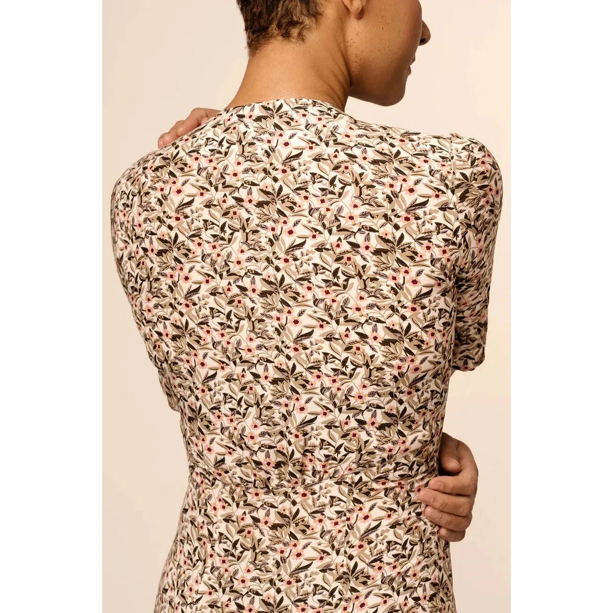 Taika Blouse & Dress Pattern - Image 4