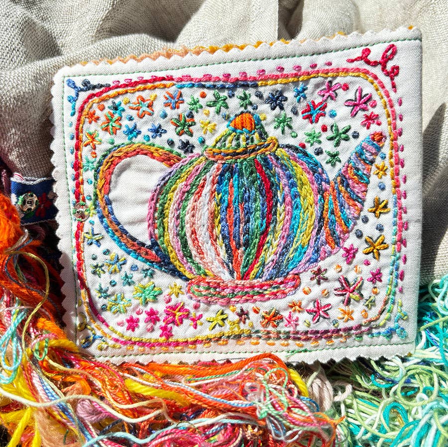 Tea & Tomatoes Needlebook Kit - Image 4