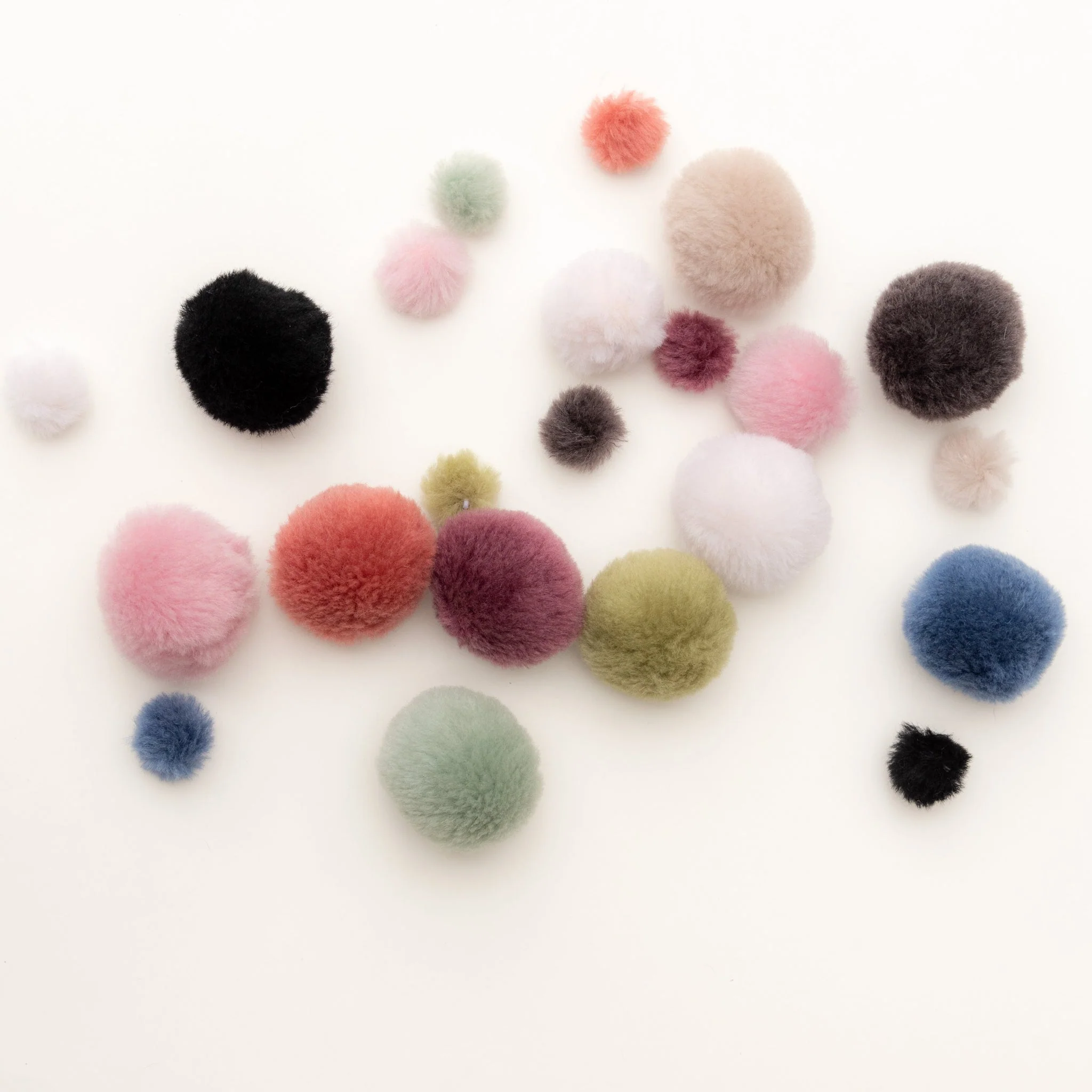 Wool Pom-Pom 2 Pack, 6cm
