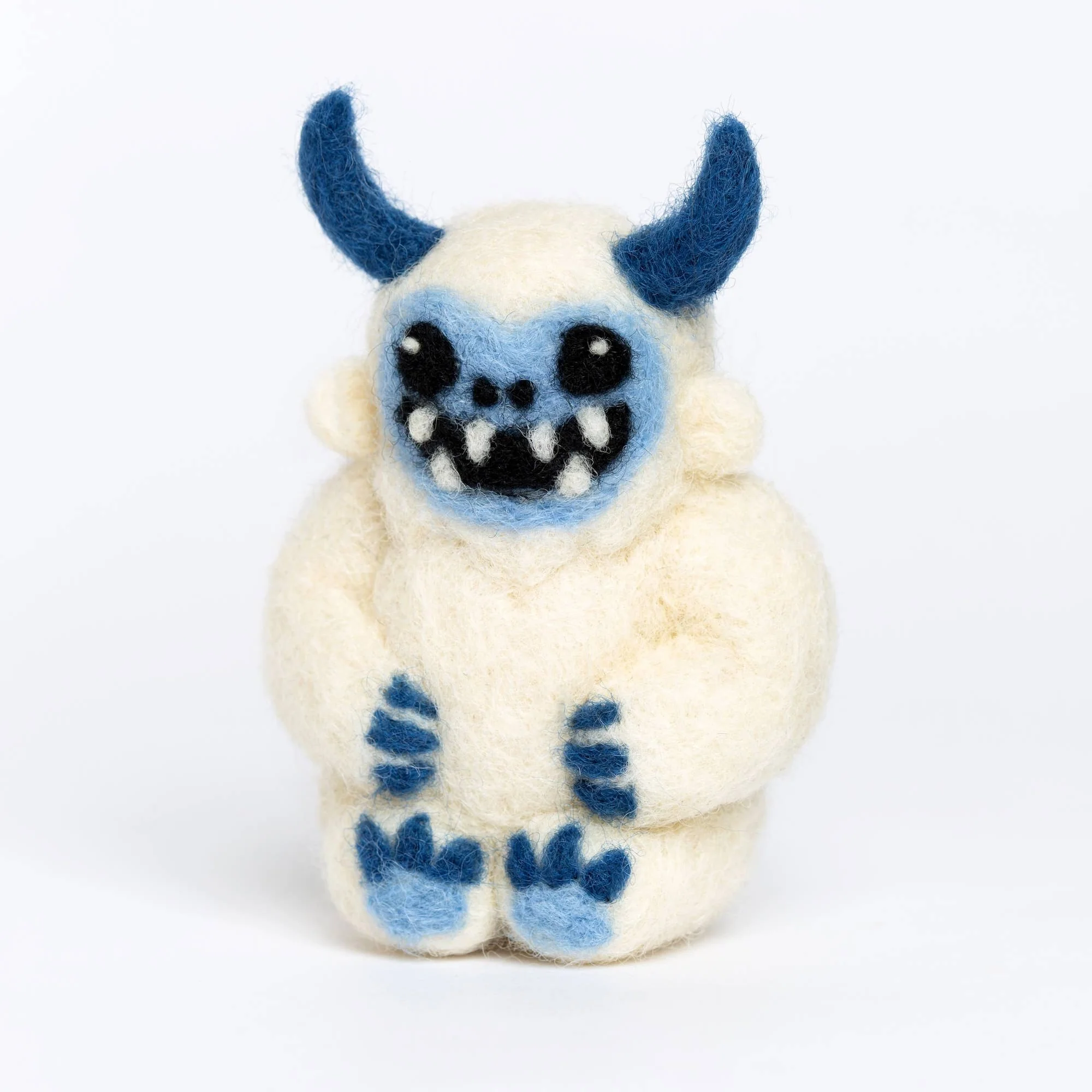 Yeti Mini Needle Felting Kit - Image 4
