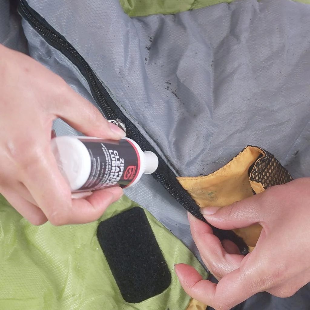 Zipper Cleaner and Lubricant - Image 2